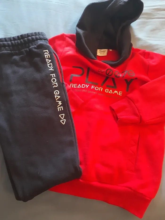 Ensemble jogging primigi 8 ans - photo numéro 2