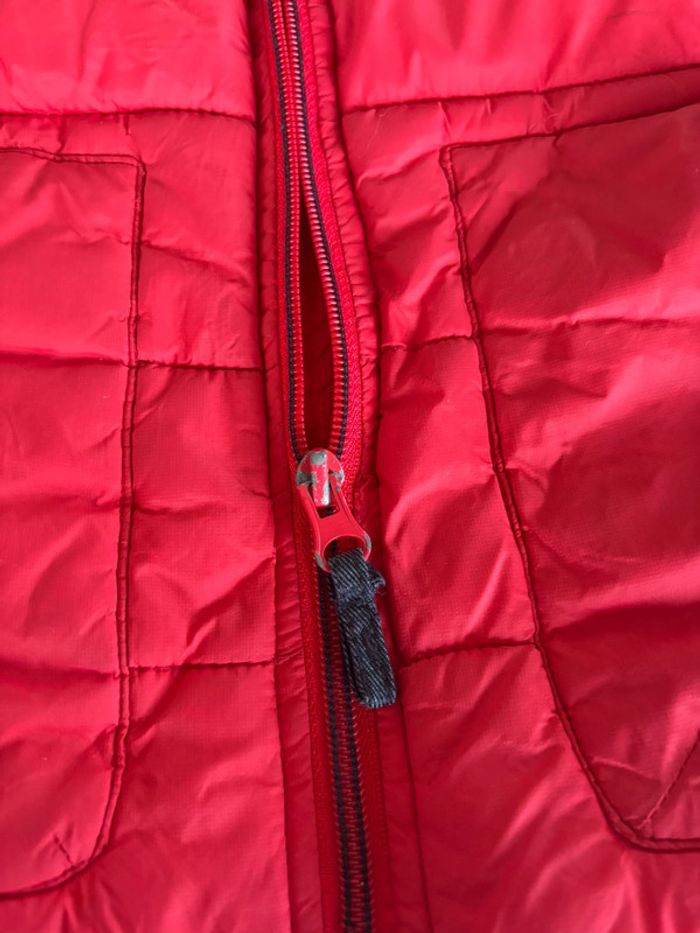 🌸Doudoune sans manche rouge 8 ans 🌸 - photo numéro 3