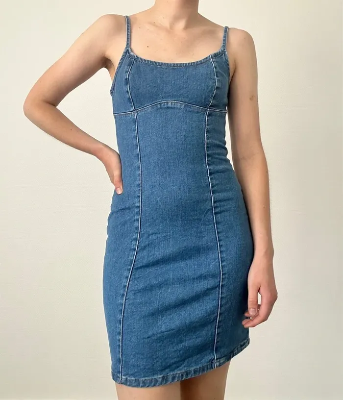 Robe en jean cintrée - photo numéro 4