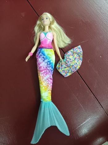 Barbie dreamptopia sirene & princesse très bon état