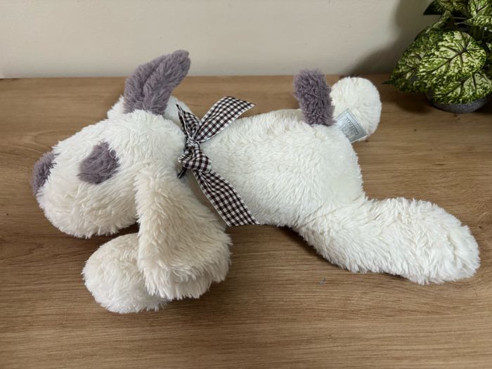 Doudou peluche chien allongé blanc gris les petits cailloux - photo numéro 2
