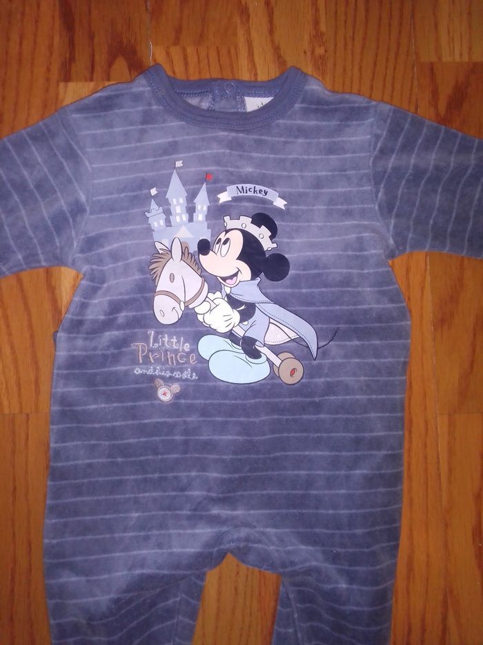 Pyjama 3 mois Mickey Neuf - photo numéro 2
