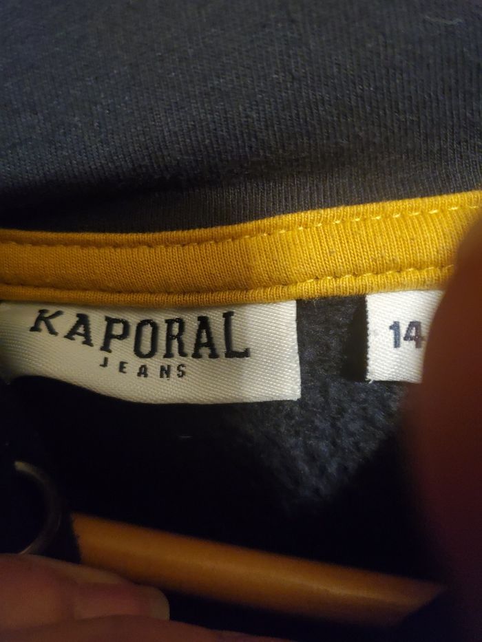 Pull a capuche kaporal 14 ans - photo numéro 3