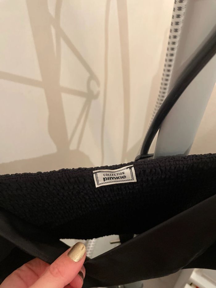 Top noir - photo numéro 2