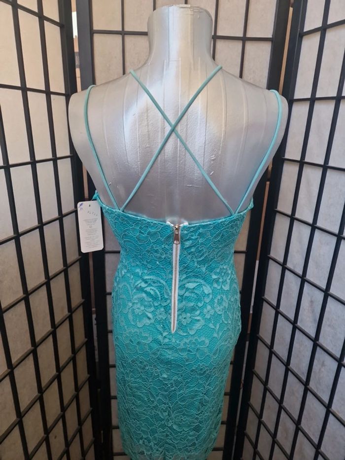 Robe dentelle sexy - photo numéro 4
