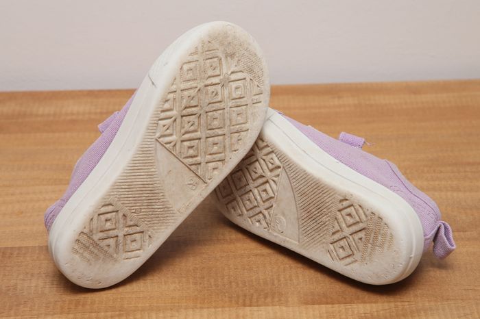 Tennis lilas - photo numéro 3