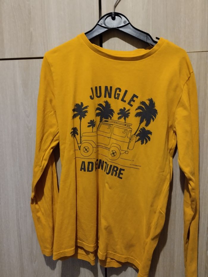 Tee shirt manches longues et chemises 10 ans - photo numéro 5