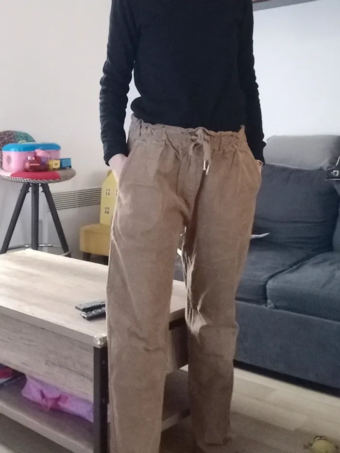 Pantalon en velours L/XL - photo numéro 7