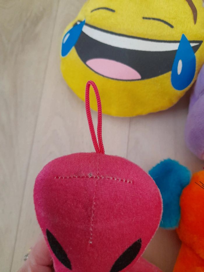 Lot de 4 petites peluches - photo numéro 2