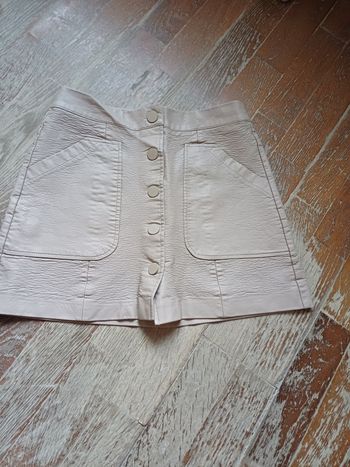 Jupe stradivarius taille 38