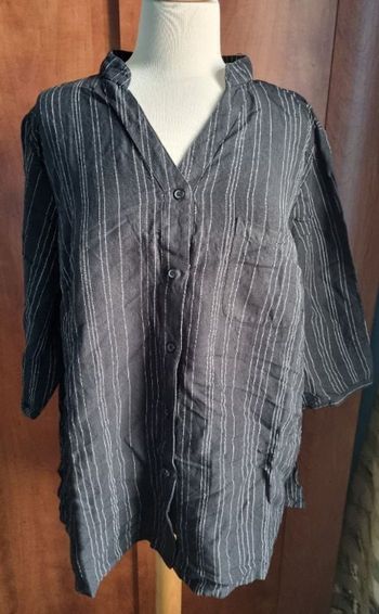 Chemise noir à rayures taille 50-52