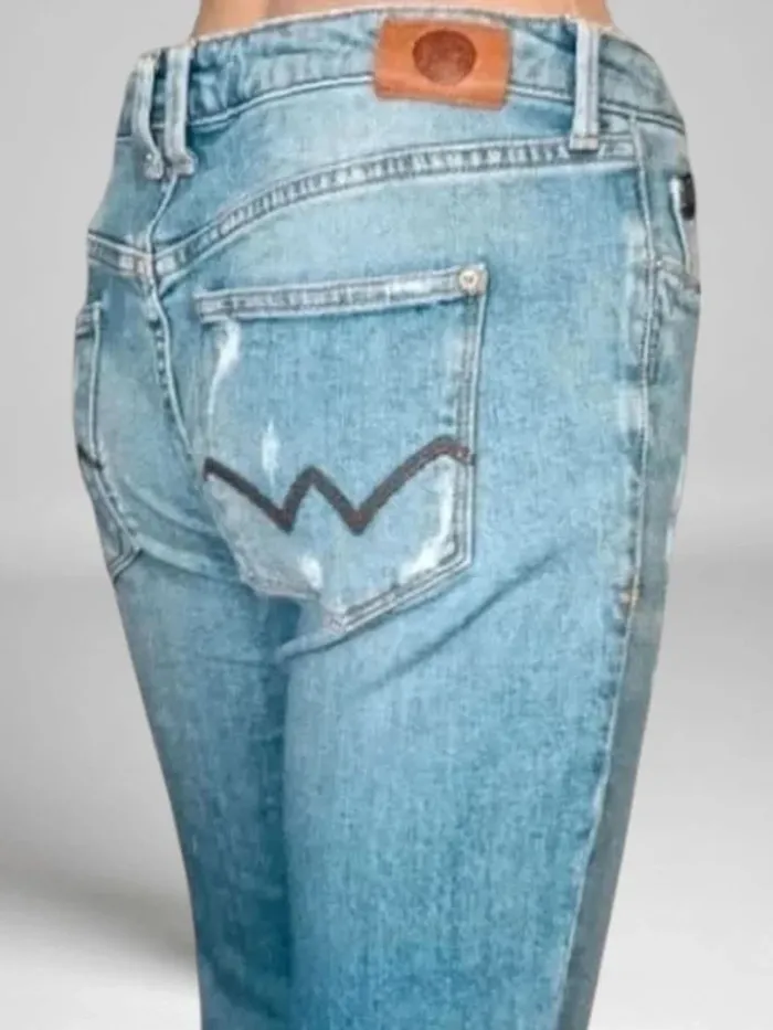 Jeans Le Temps Des Cerises 300/16 slim Pegg destroy bleu N°5 taille intermediaire stretch - photo numéro 8