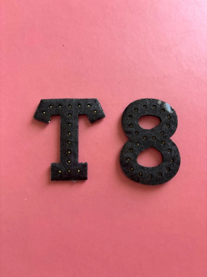 Lettres à strass T8 thermocollantes (Tate) - photo numéro 3