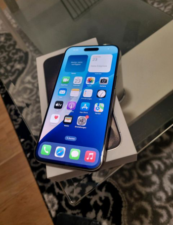 I P h o n e 15 pro Max