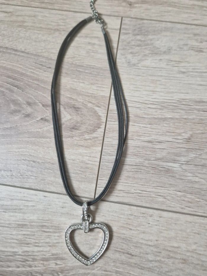Collier cœur avec strass