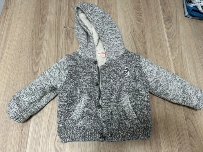 Lot vêtements bébé taille 6 mois - photo numéro 2