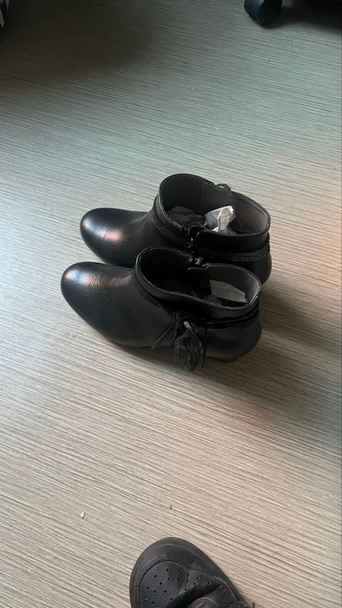 Paire de bottines Damart - photo numéro 8