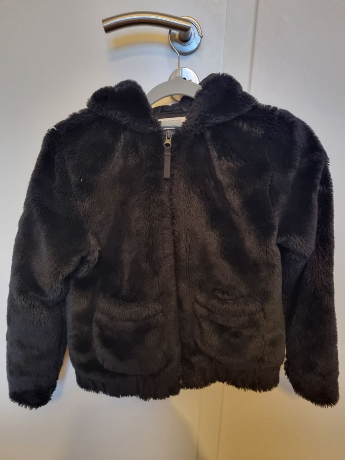 Veste chaude en fausse fourrure fille 134/140 cm