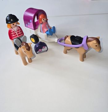 123 playmobil lot équitation charette 9390 et Cavalière 6083 complets
