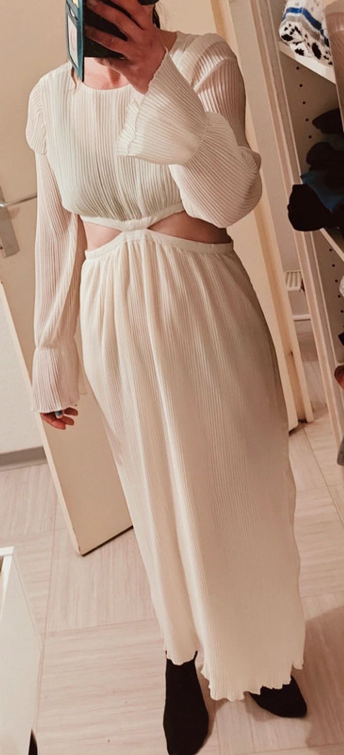 Robe crème - photo numéro 3