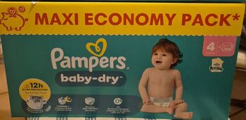 Couches pampers taille 4 108couches