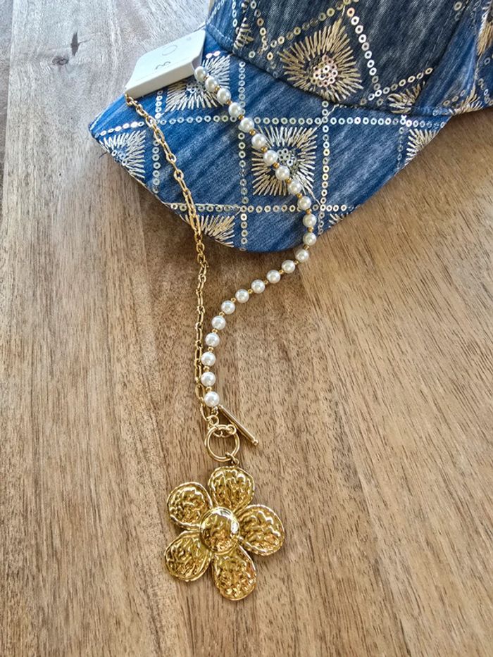 Collier fleur et perle - photo numéro 5