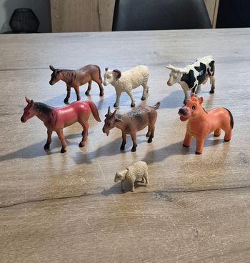 Lot figurines animaux 