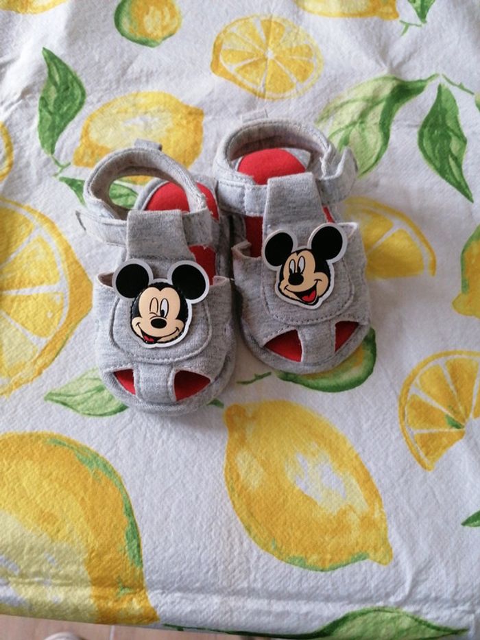 Sandales bébé