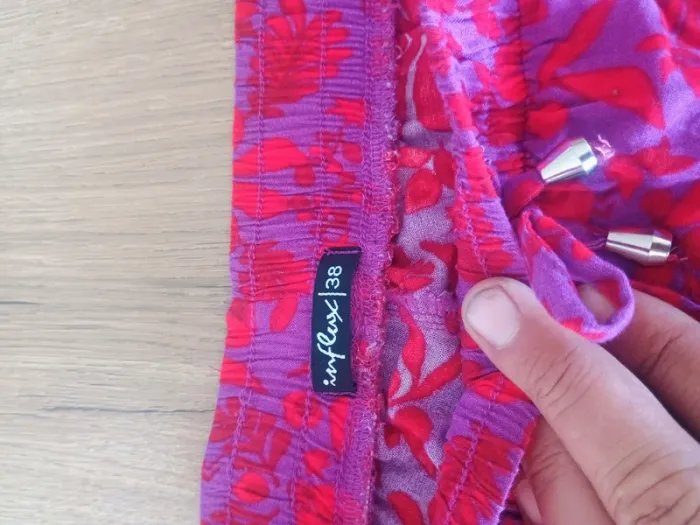 Pantalon 3/4  rose fuchsia et violet, taille 38 - photo numéro 4