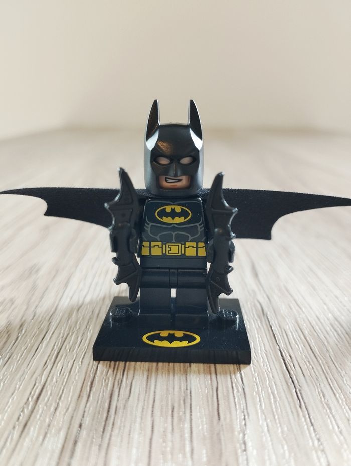 LEGO DC Comics 2 figurines Batman + le Pingouin - photo numéro 3