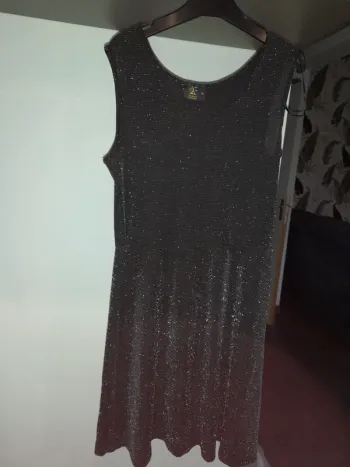 Robe de fête taille 36.