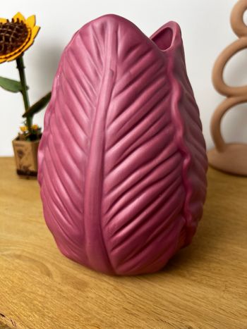 Vase décoratif rose en céramique – Motif feuille – Neuf