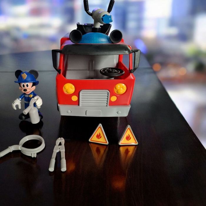 Camion de pompiers mickey - photo numéro 2