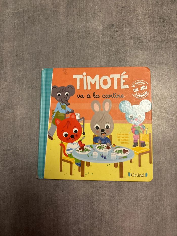 Livre timote va à la cantine