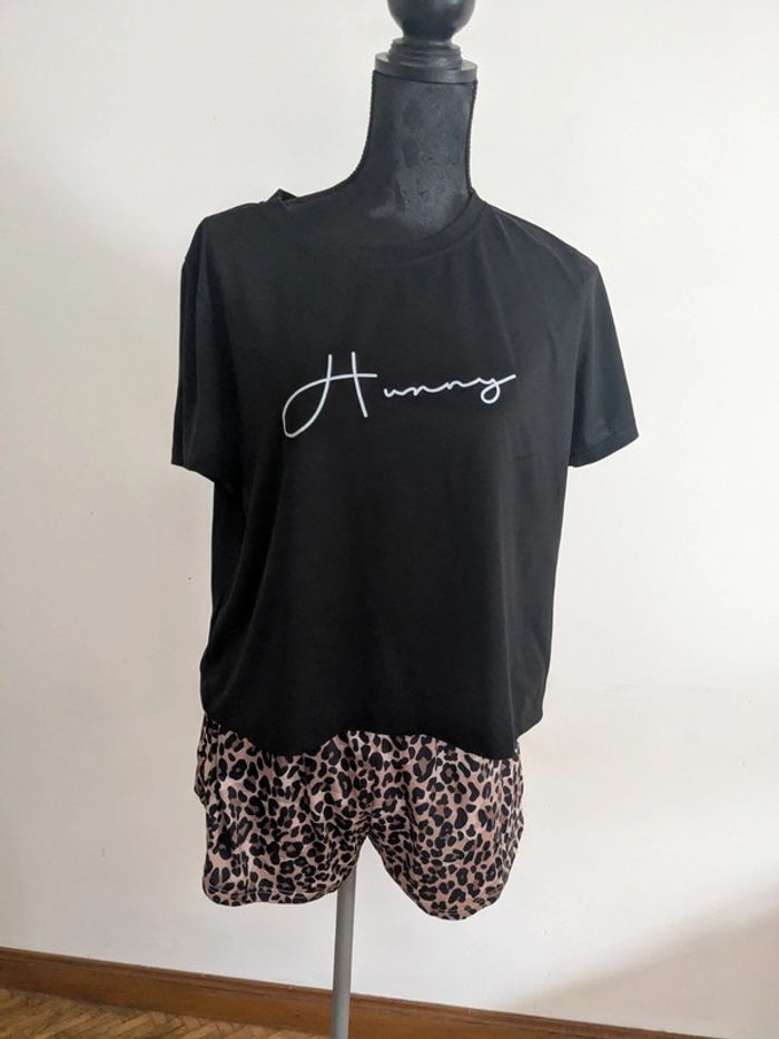 Ensemble pyjama / tenue de nuit