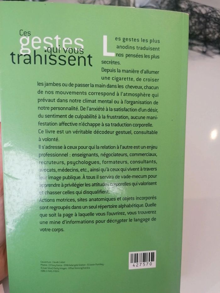 Livre ces gestes qui vous trahissent 📗 - photo numéro 5