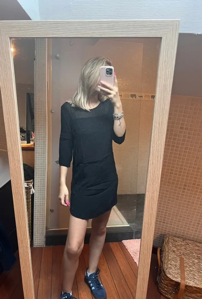 Robe noire