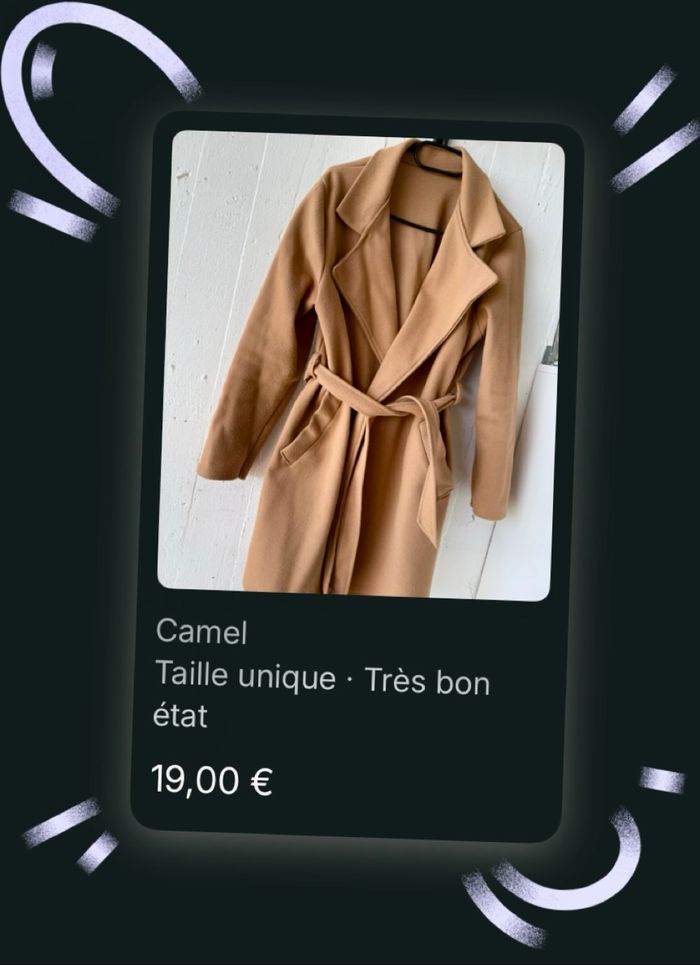 Elégante veste de style peignoir en camel, ceinturée à la taille.