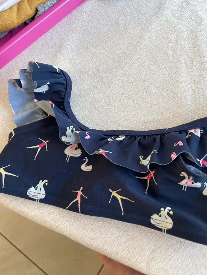 Lot de 2 maillots de bain 5-6 ans - photo numéro 9