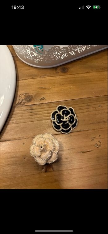 Broches fleurs 