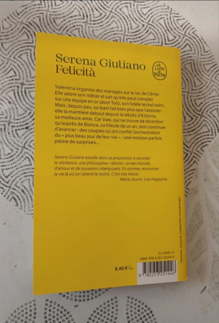 Livre " Felicità " de Serena Giuliano 🌻🌾 - photo numéro 3