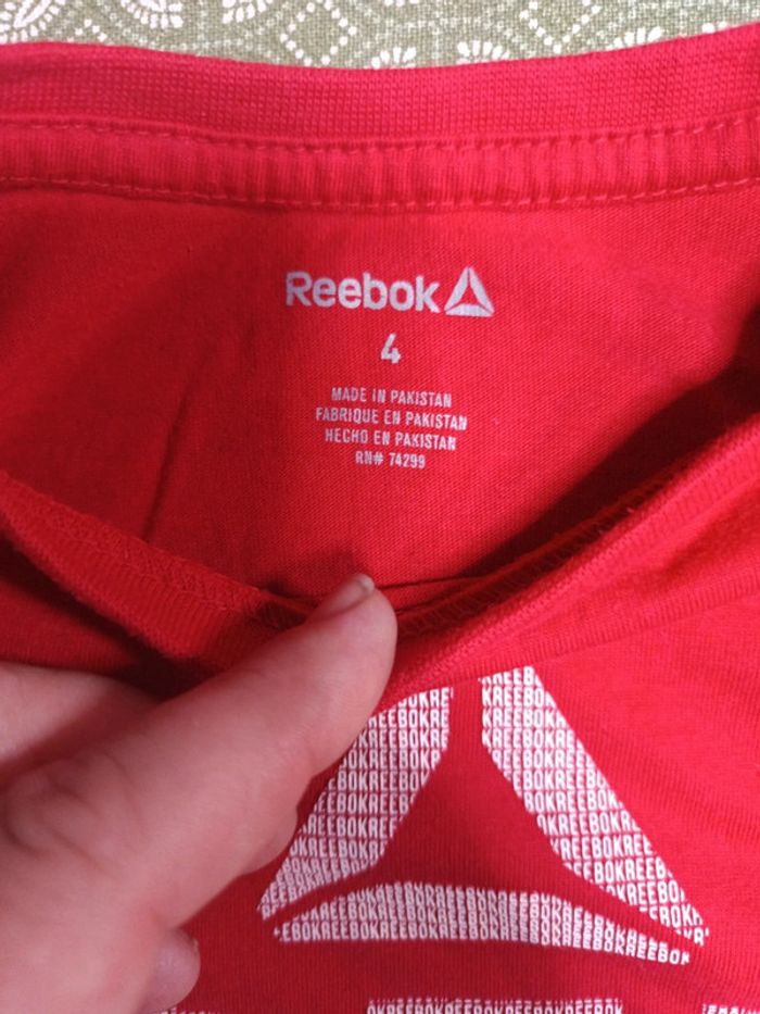 T shirt garçon taille 4a divers - photo numéro 4