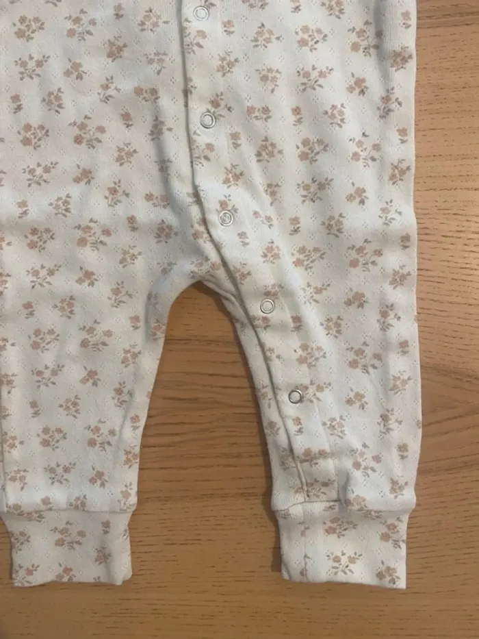 Combinaison pyjama sans pieds Quincy Mae 6 mois - photo numéro 3