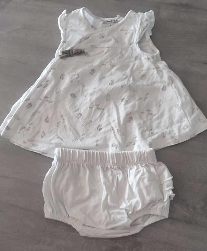 Robe 1 mois