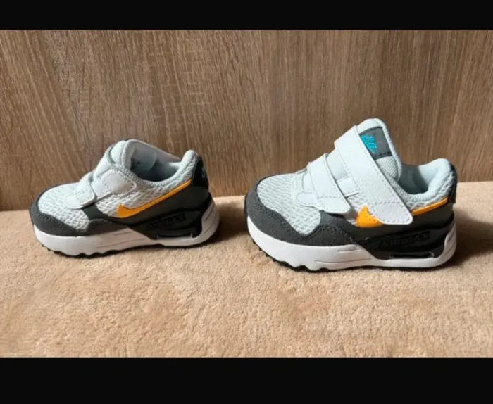 Air Max systm taille 19.5 neuves - photo numéro 2