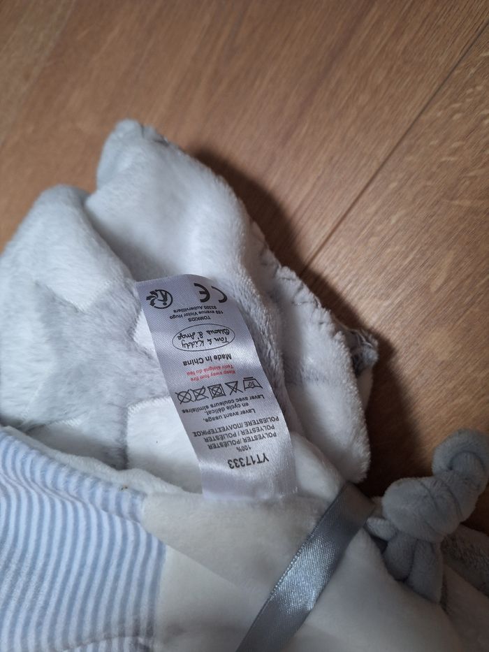 Couverture étoiles et doudou mouton - photo numéro 4