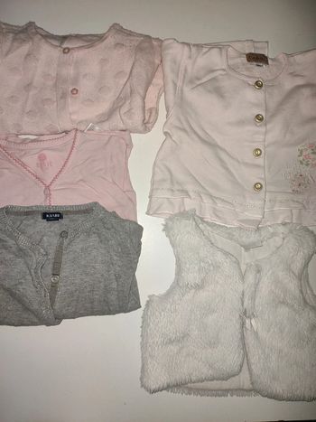 Lot de 5 gilets 12 mois