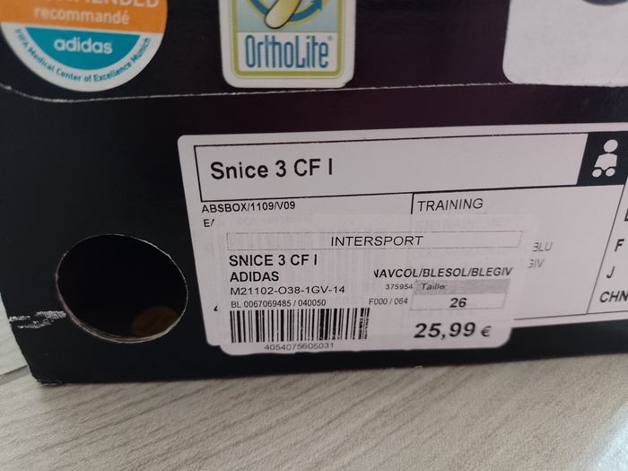 Baskets Adidas - photo numéro 5