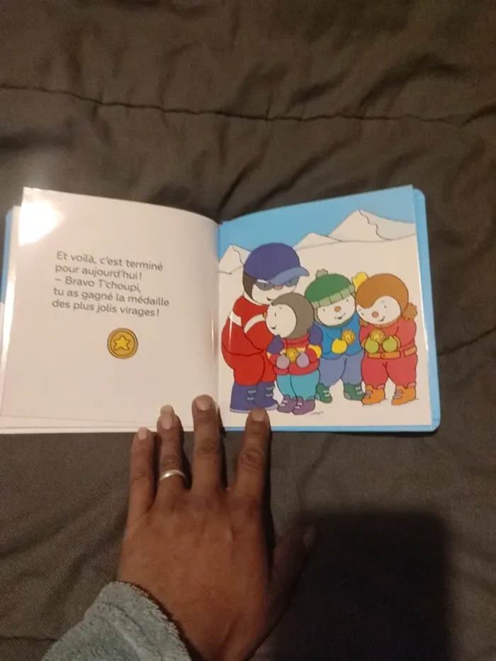 Livre T'choupi fait du ski - photo numéro 15