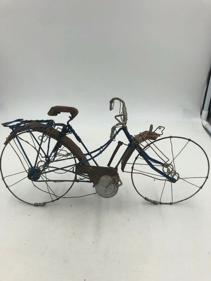Vélo en métal 30 x 17 cm - photo numéro 2